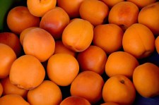 apricots-1509634_1280